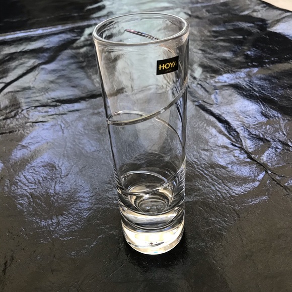 New Hoya modern crystal bud vase with swirl patern - Picture 2 of 4